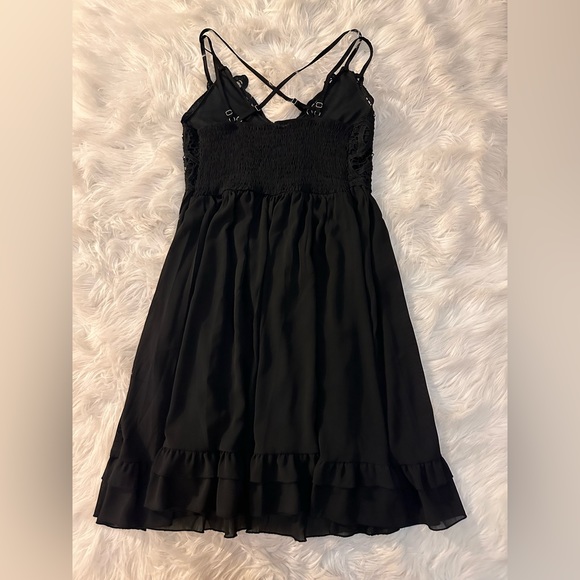 Feager black strap dress with crochet detail size: XL - Picture 3 of 3